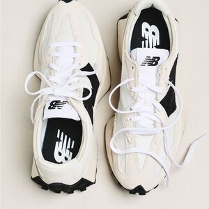 New Balance 327 Retro Sneakers Sea Salt White Black (NIB)